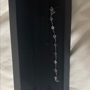 Elegant Silver Bracelet with Diamond Accents